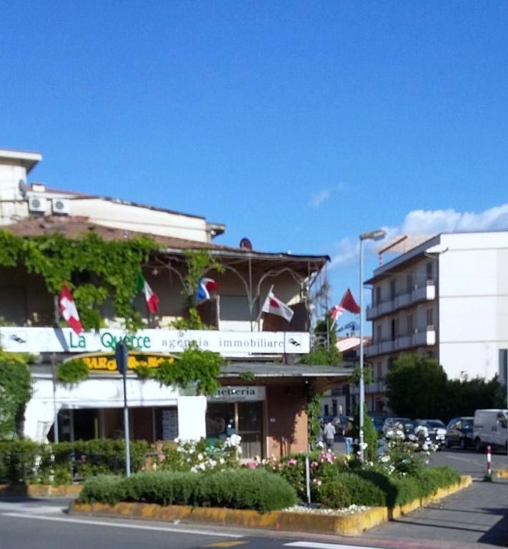 Eurotravel Bed And Car Hotel Lastra a Signa Eksteriør billede